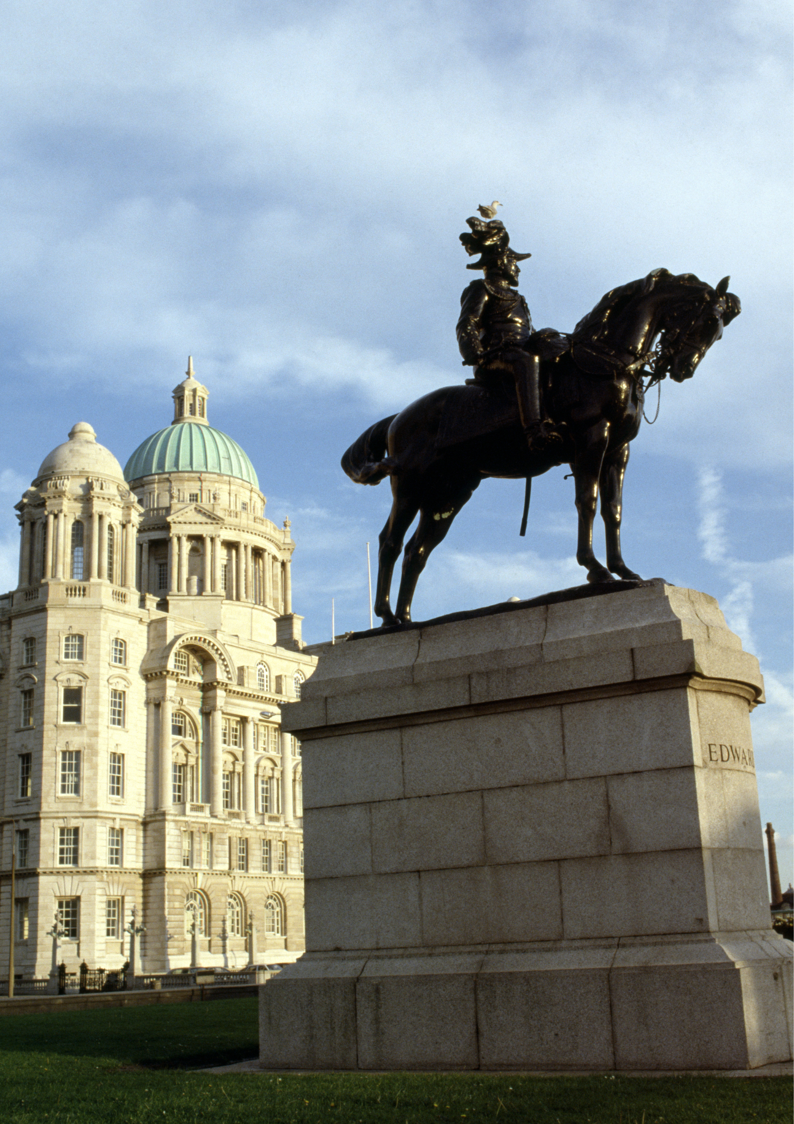 DSE Workstation Assessments in Liverpool